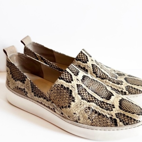 Vince Women’s 10 Saxon 2 Slip On Sneakers Snakeskin - Picture 1 of 10